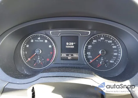 2018 Audi Q3 2.0T Premium/2.0T Sport Premium из США, поврежденный, VIN WA1BCCFS5JR016468